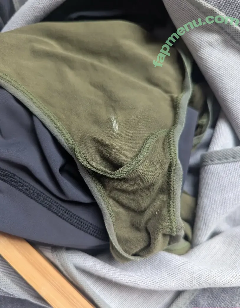 hesitant-housewife nude photo #0044 (the_hesitant_housewife)