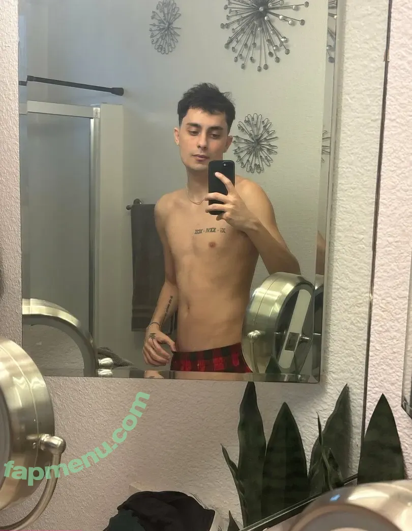 hesxriley nude photo #0037 (hesxriley)