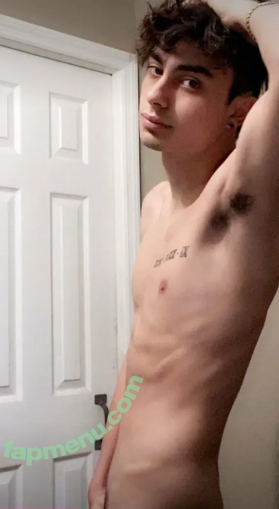 hesxriley nude photo #0039 (hesxriley)