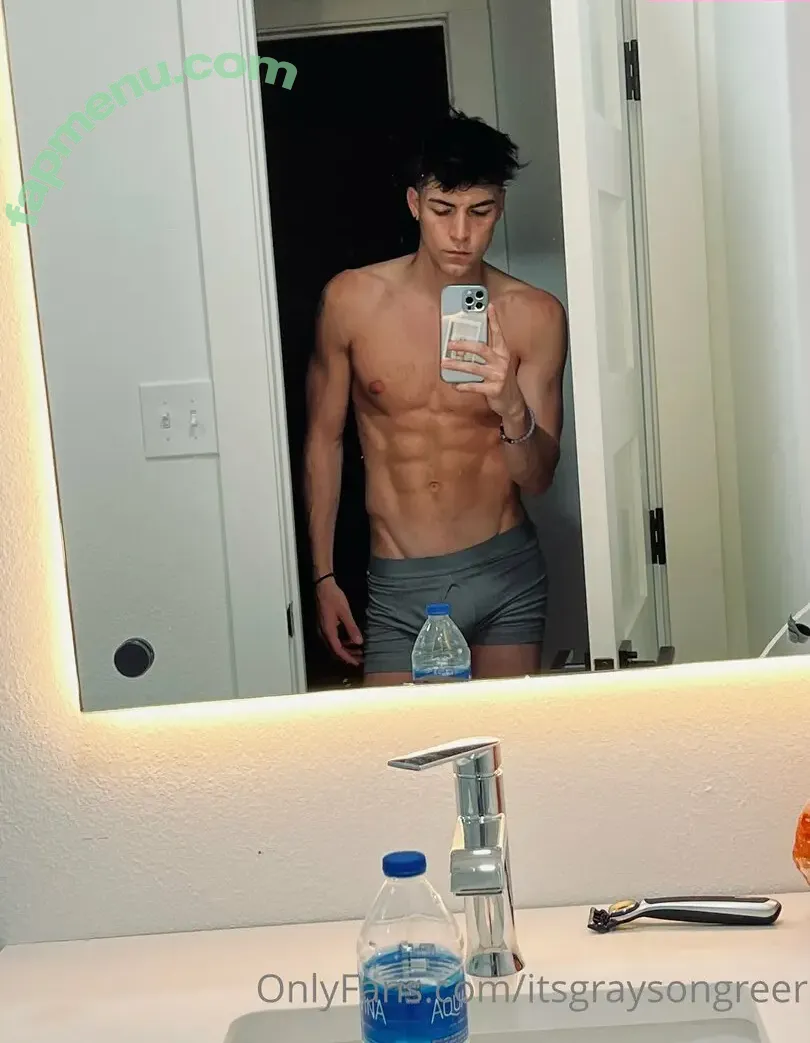 hey.itsgrayson nude photo #0008 (heyyitsgrey)
