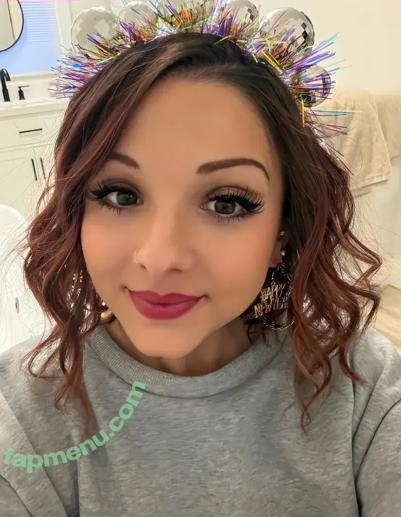 Hey Pooks nude photo #0135 (Hey_Pooks / xholakys)