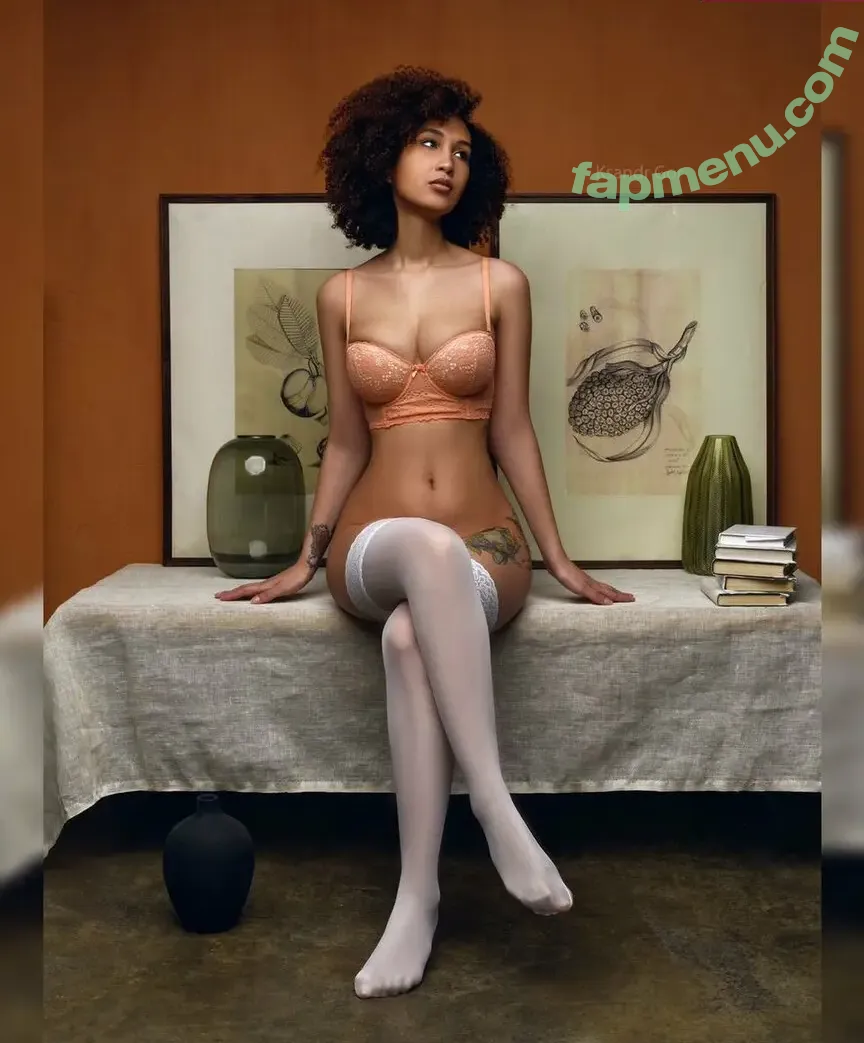 Hey.solange nude photo #0155 (Solana Bardell / heysolange / solange)