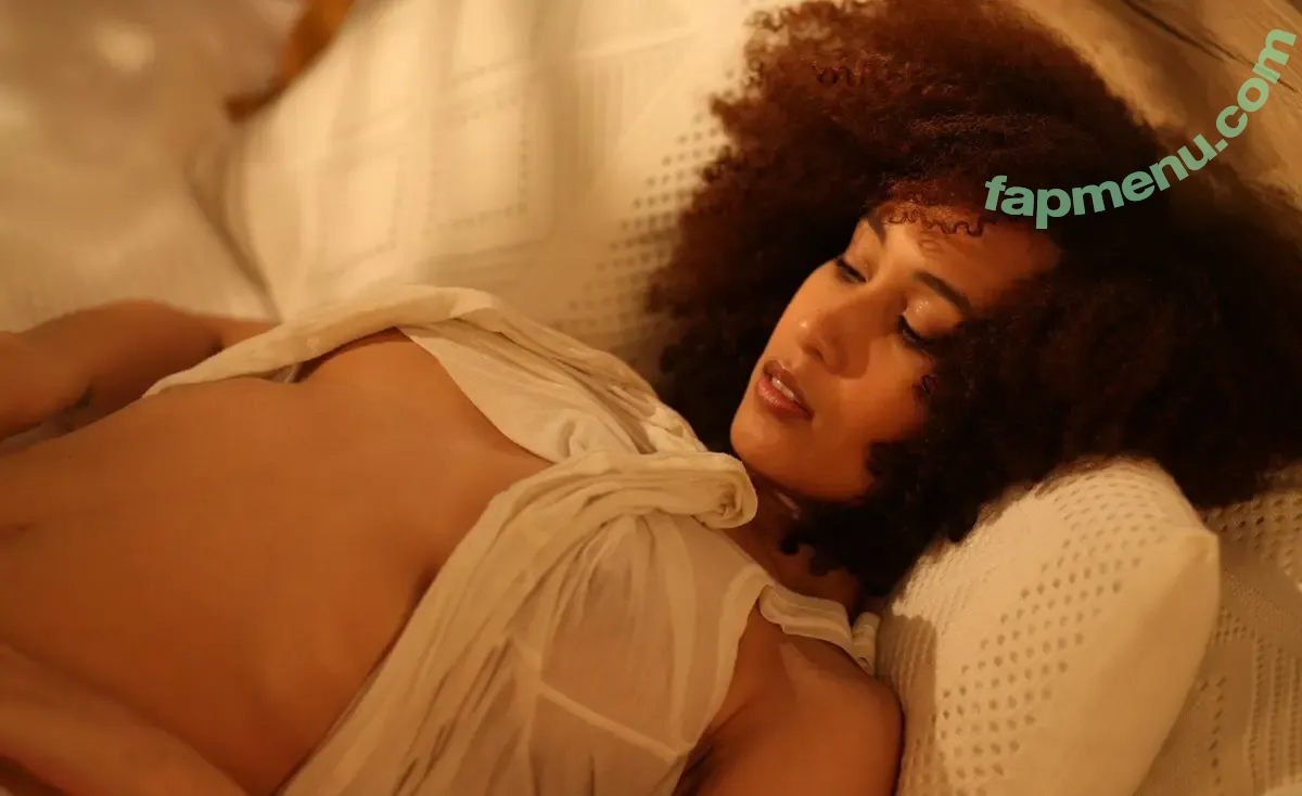 Hey.solange nude photo #0169 (Solana Bardell / heysolange / solange)