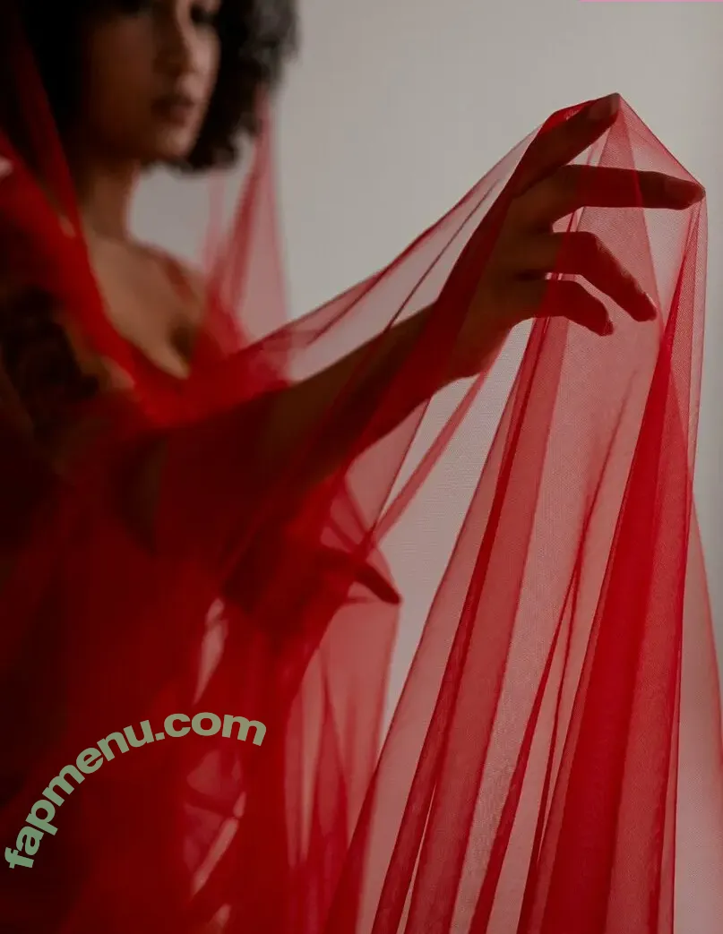 Hey.solange nude photo #0183 (Solana Bardell / heysolange / solange)