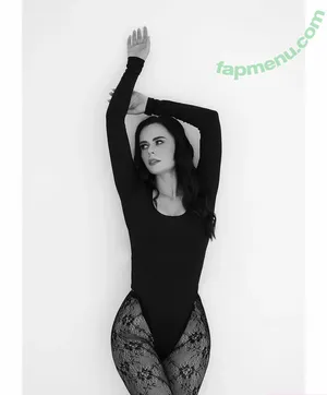 HeyHelen ASMR / heyhelen_asmr nude photo #0034