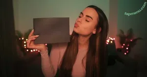HeyHelen ASMR / heyhelen_asmr nude photo #0075