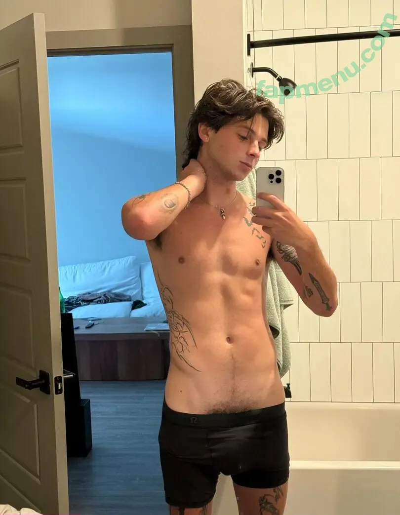 heyimjack nude photo #0116 (jack_kretchmer_)