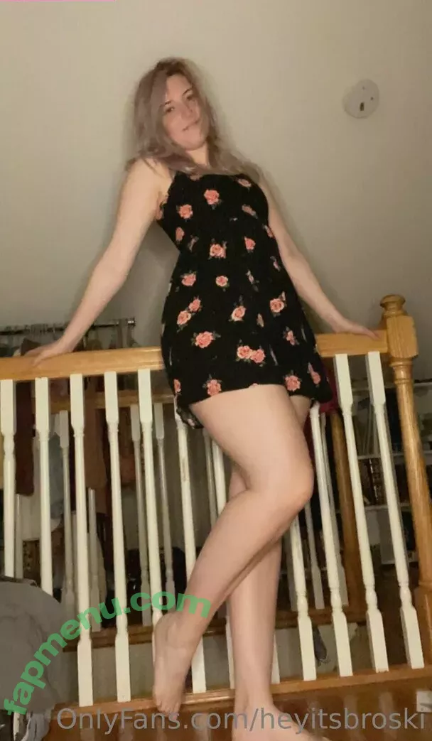 HeyItsBroski nude photo #0077 (Emily Broski / hey.its.broski)