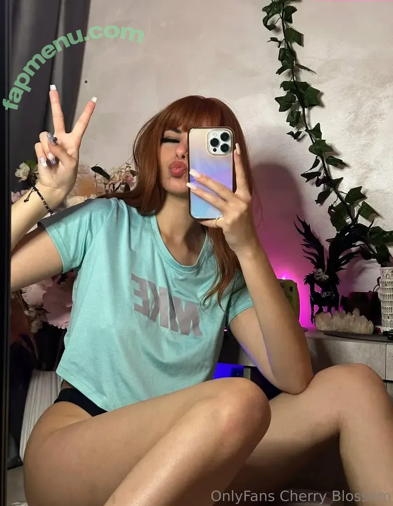 heyitscherryblossom nude photo #0009 (chxrryxblossom)