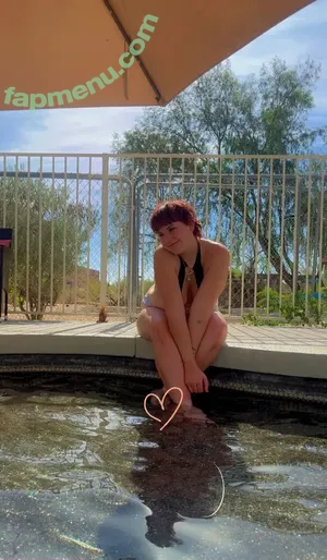heyitsivyanne / heyitsivettee nude photo #0071