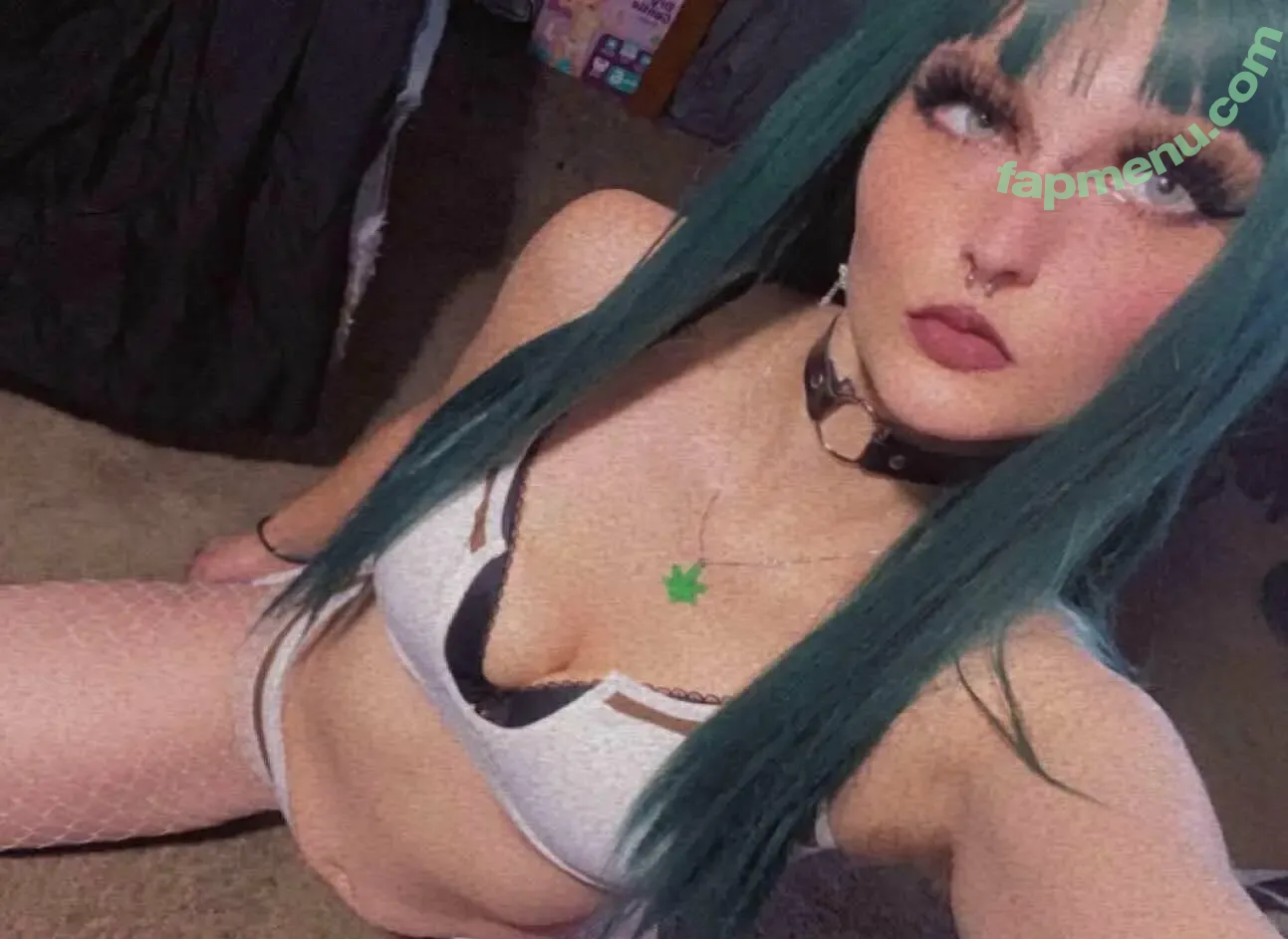 heyitsivyanne nude photo #0038 (heyitsivettee)