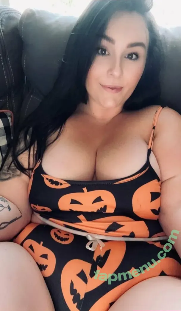 Heyitskayyy nude photo #0012 (heyitskayzie)