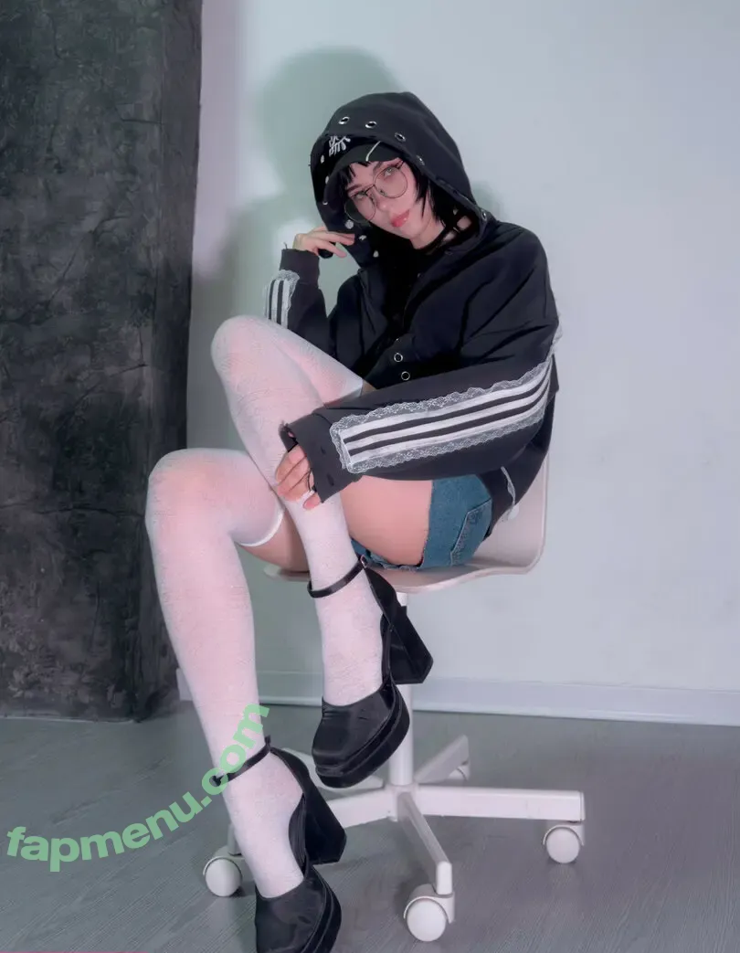 heykrls nude photo #0161 (heykris)