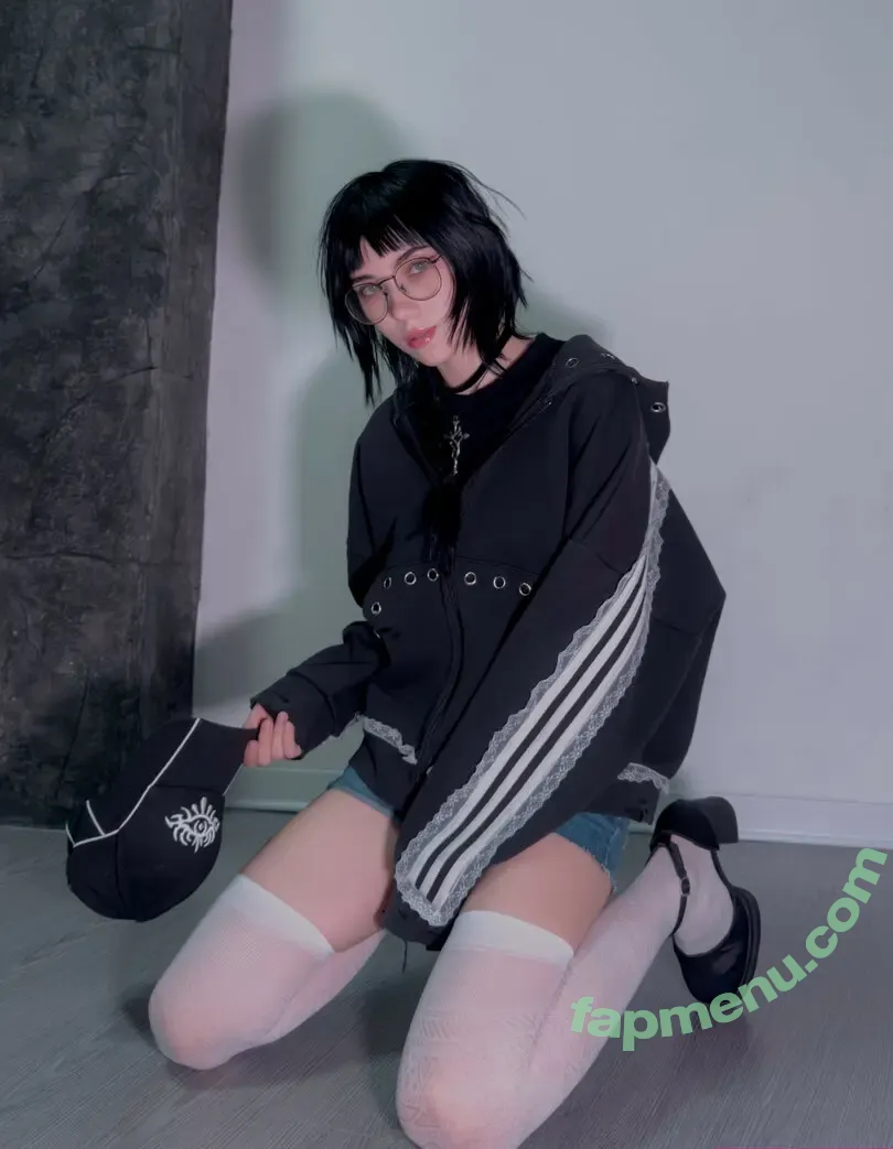 heykrls nude photo #0164 (heykris)