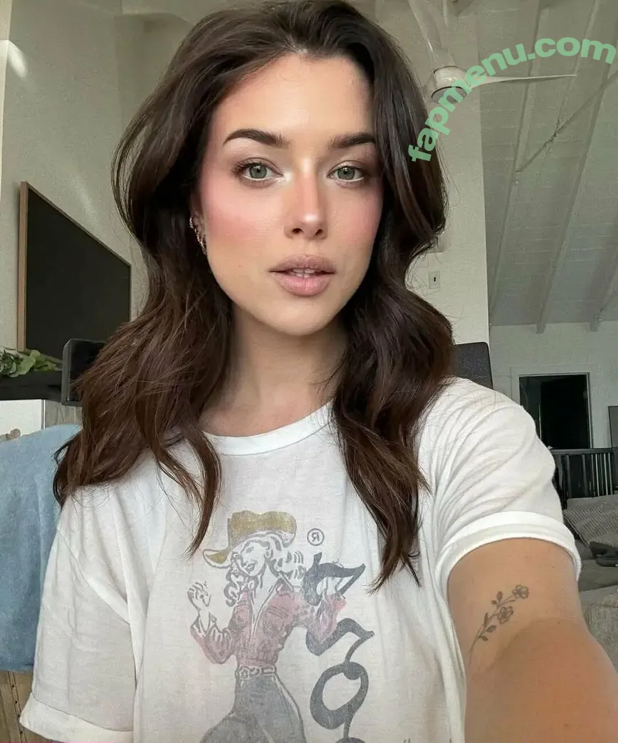 heylaurensummer nude photo #0012 (heylaurensummer)
