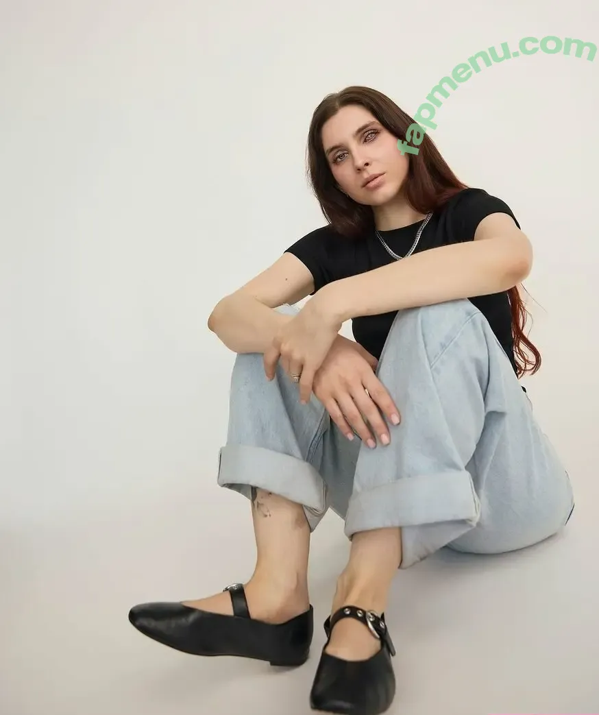 HeyMissTeacher nude photo #0018 (bellekatiexx / hey_missteacher)