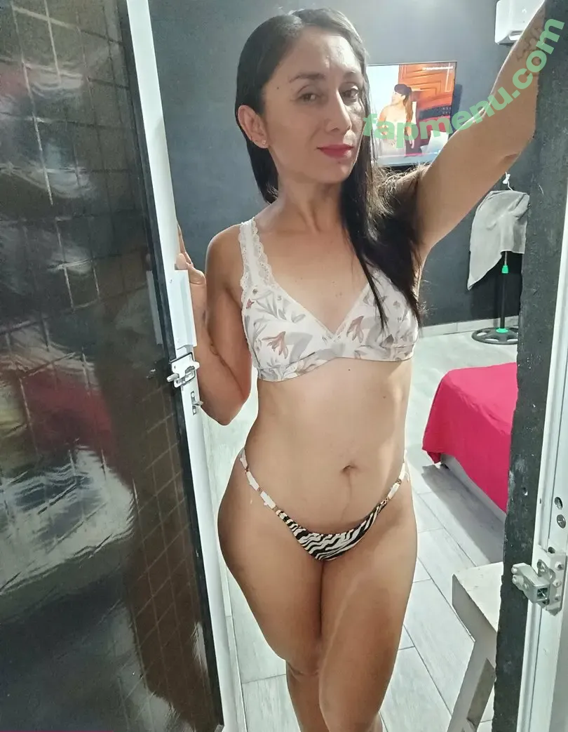 heynellyy nude photo #0044 (heynellyy)
