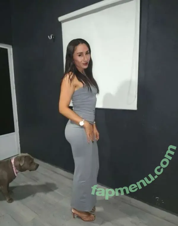 heynellyy nude photo #0050 (pharmanelly)