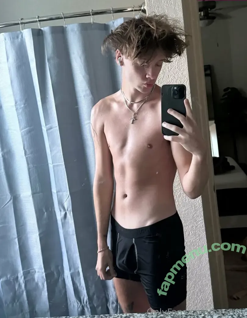 heytroy nude photo #0016 (heytroy_)