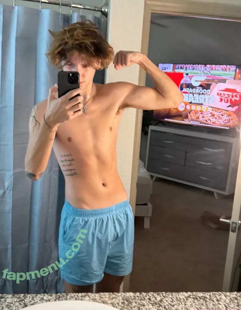 heytroy nude photo #0020 (heytroy_)