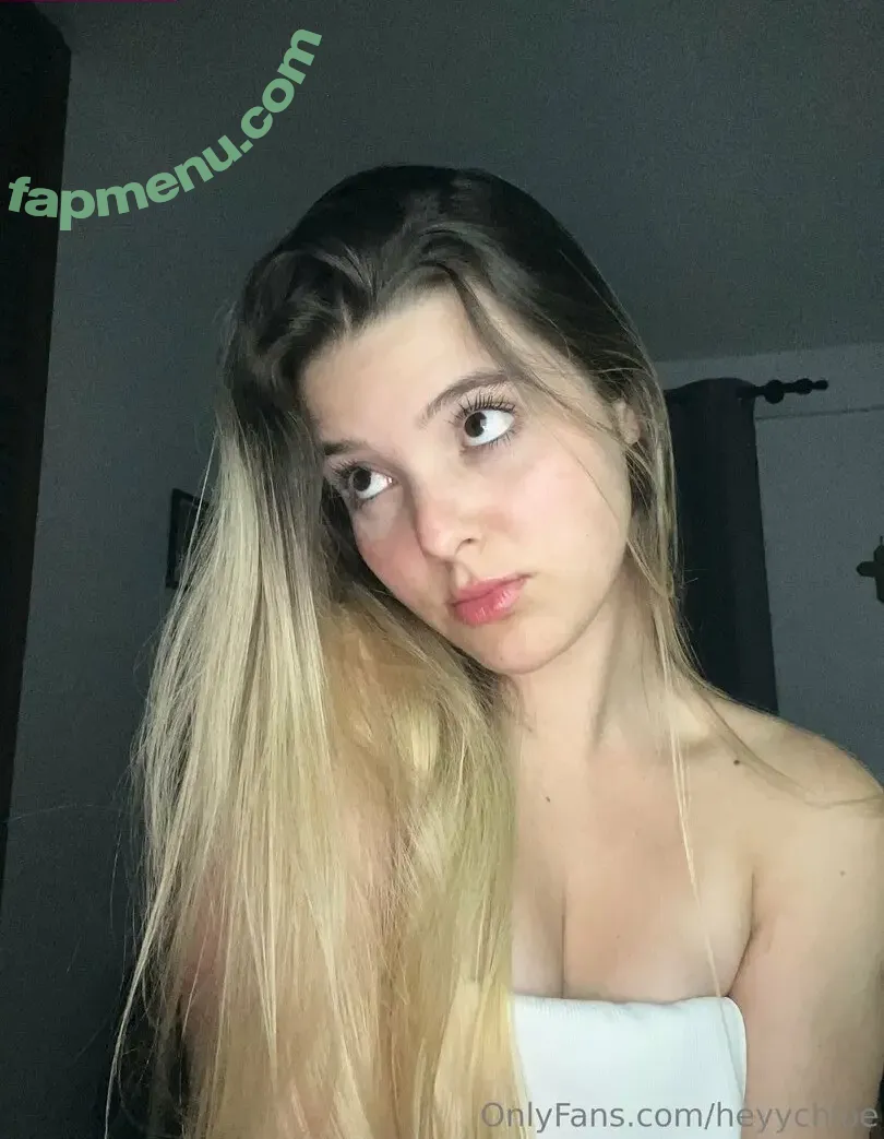 heyychloe nude photo #0014 (heyychloe_ / oreoobsessed)