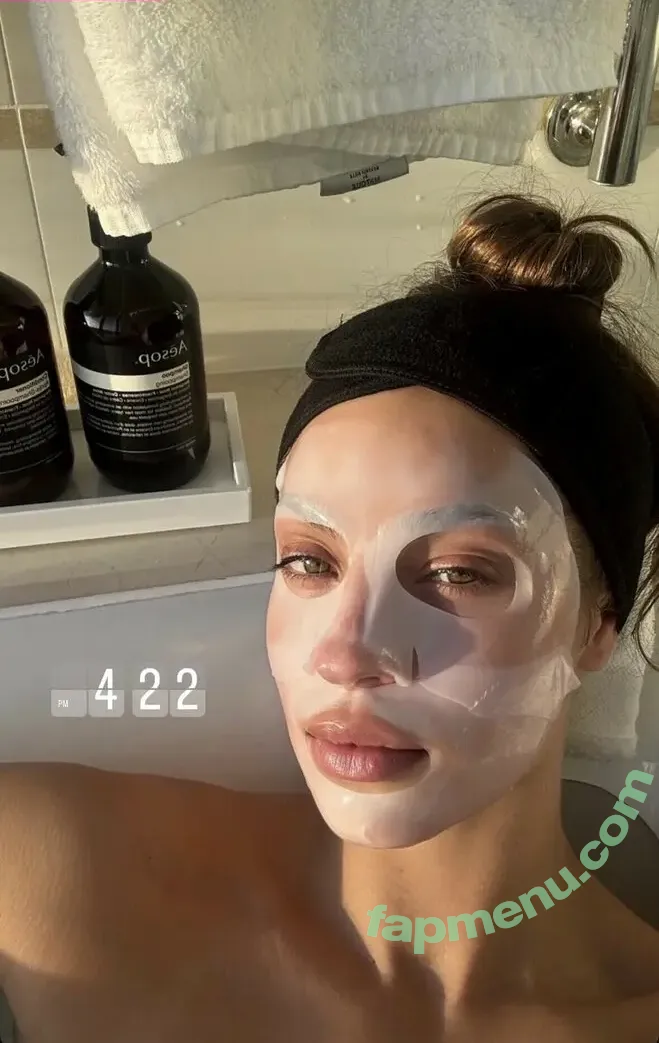 hhannah.xo nude photo #0014 (Hannah Elizabeth Lee)