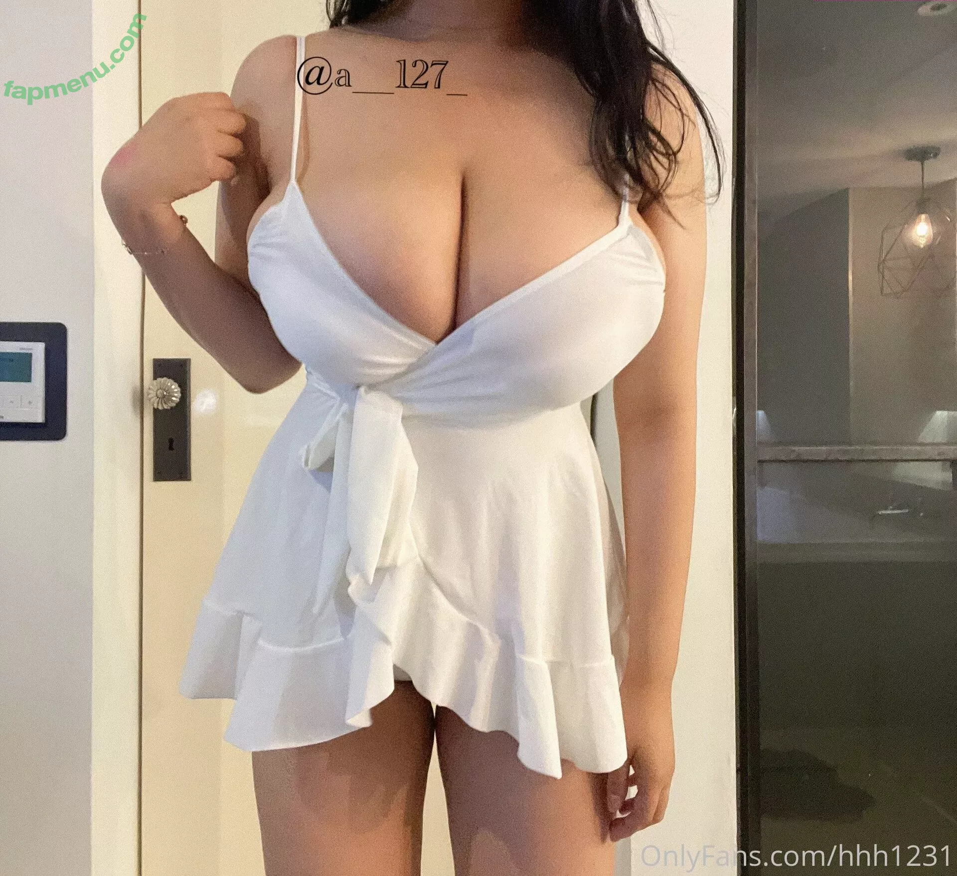 hhh1231 nude photo #0012 (SeRa / llll_liiii / sera_i_am)