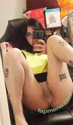 hi.imshisel / shiselonlyme nude photo #0006