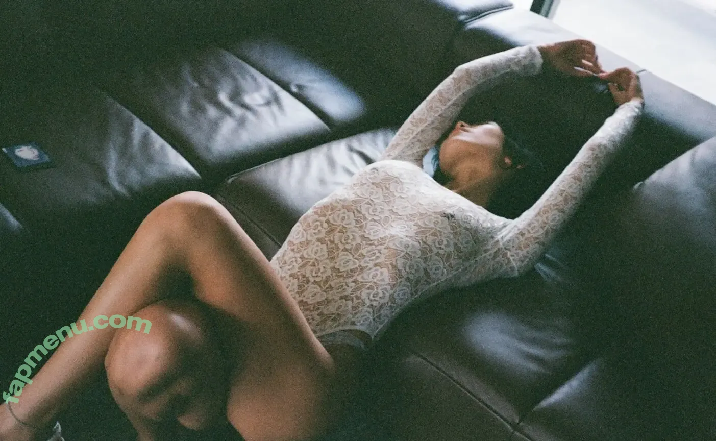 hi_sofiasun nude photo #0093 (_peifu.u / sophiasun)