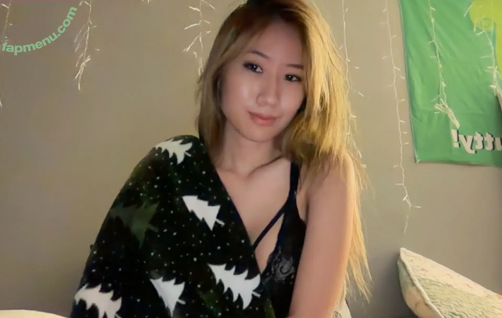 Hien nude photo #0017 (hienii8 / hienii88)