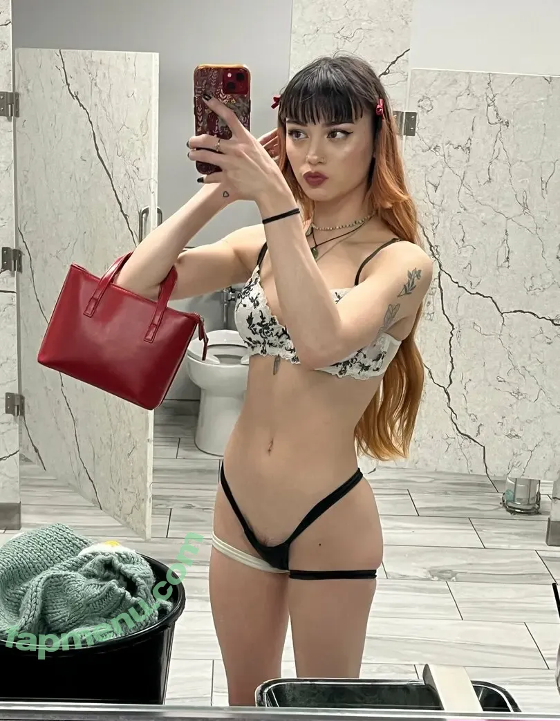 Hifroma nude photo #0051 (hi_from_a_human)