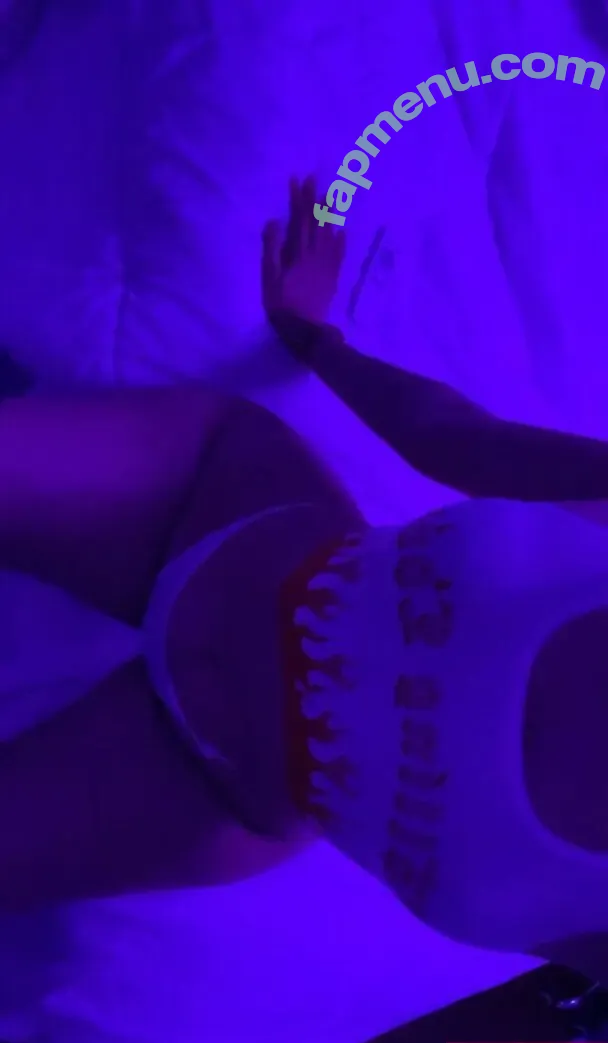 highkeymami nude photo #0013 (Highmamii / highkey.mami)