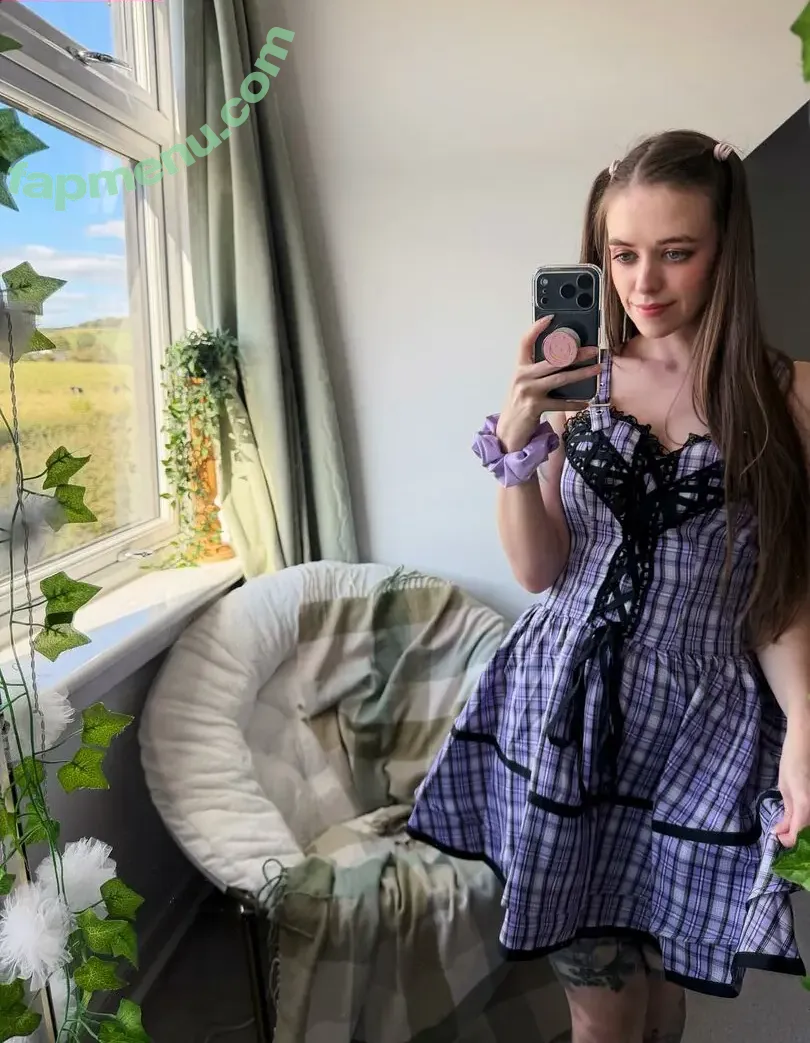 Highlandbunny nude photo #0137 (Highlandbunny)