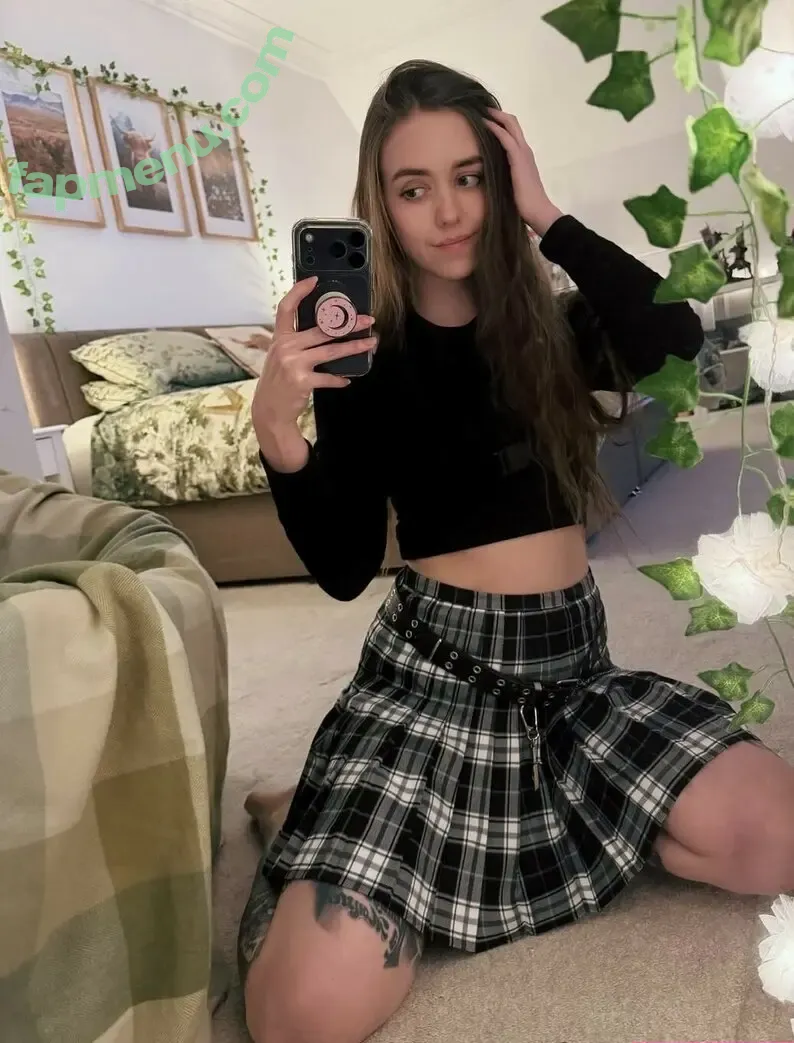 Highlandbunny nude photo #0168 (Highlandbunny)