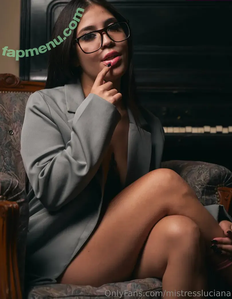 highnessluciana nude photo #0001 (chez_luciana)