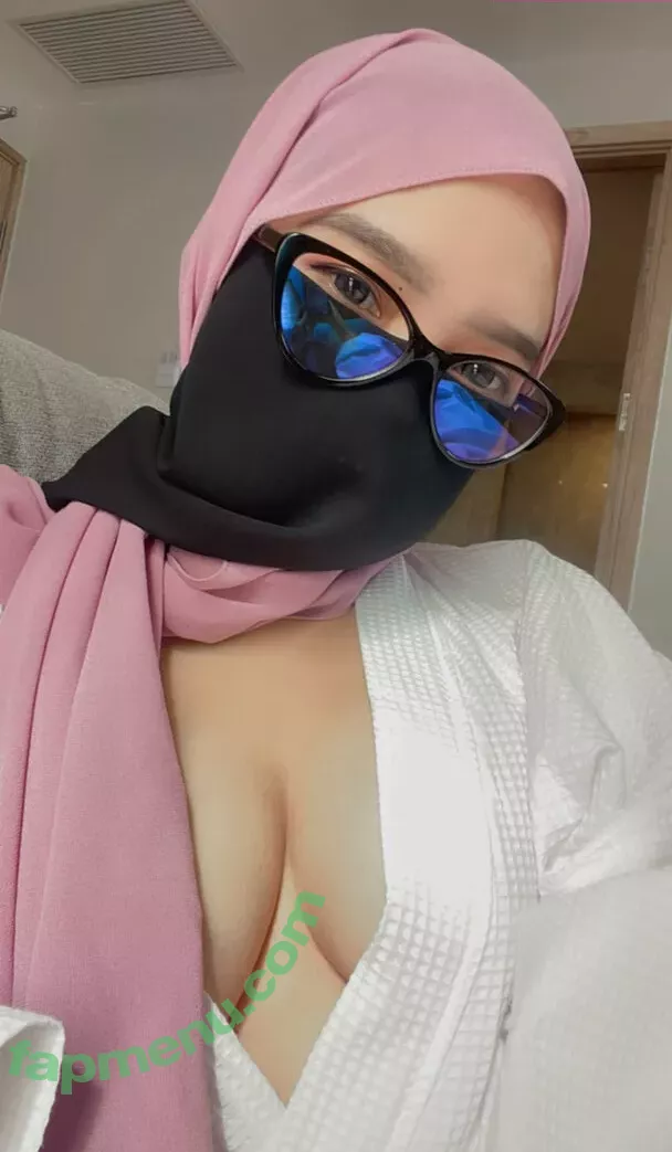 Hijab Camilla nude photo #0031 (hijab_camilla / hijabcamilla)