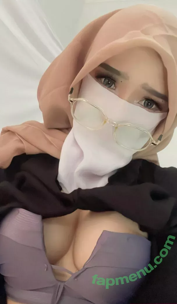 Hijab Camilla nude photo #0077 (hijab_camilla / hijabcamilla)