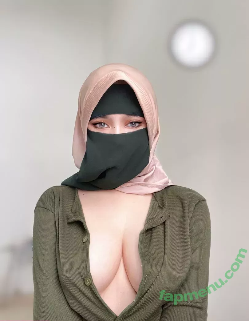 Hijab Camilla nude photo #0144 (hijab_camilla / hijabcamilla)