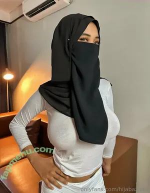 hijabazalea / hijabazilia nude photo #0036