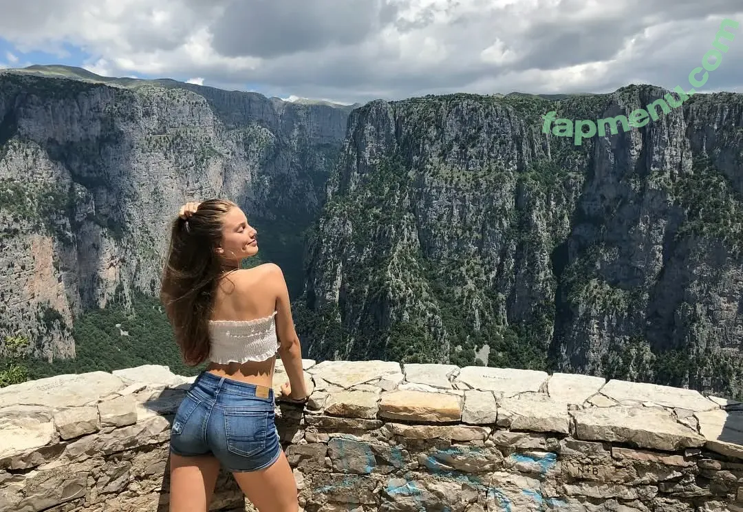 Hila nude photo #0054 (Hila Kamm / Kamm.hila / hila_klein)