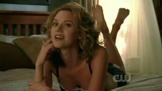 Hilarie Burton / hilarieburton nude photo #0032