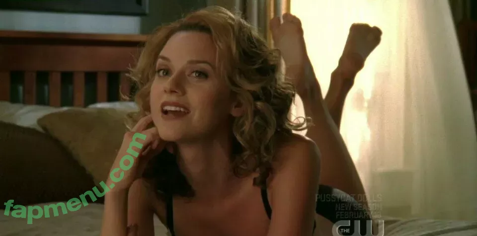 Hilarie Burton nude photo #0032 (hilarieburton)