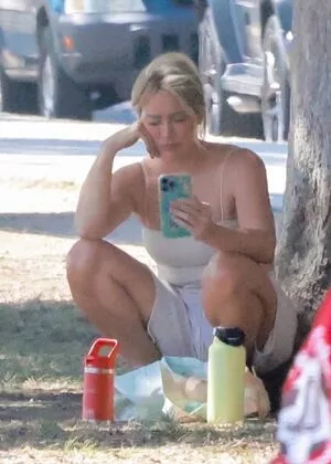 Hilary Duff / hilaryduff / kylanharv nude photo #0439