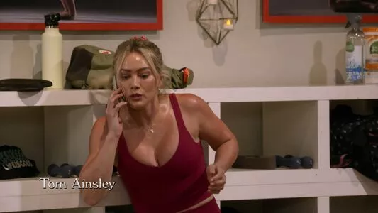 Hilary Duff / hilaryduff / kylanharv nude photo #0552