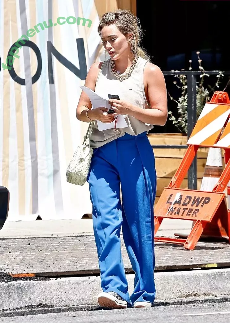 Hilary Duff nude photo #0380 (hilaryduff)