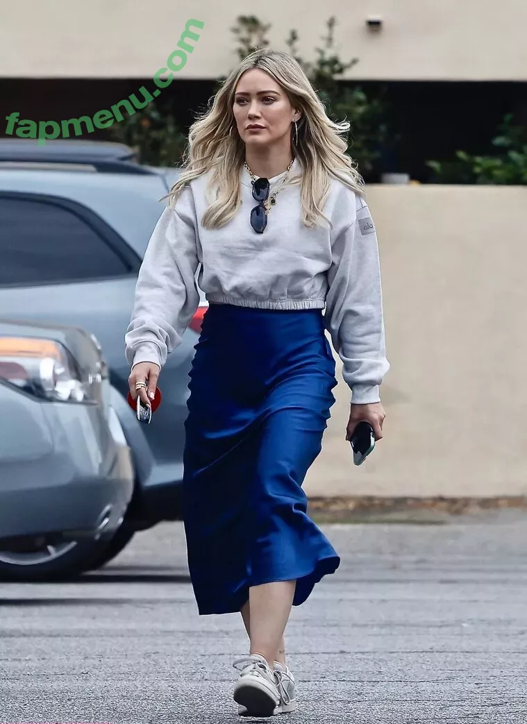 Hilary Duff nude photo #0403 (hilaryduff)