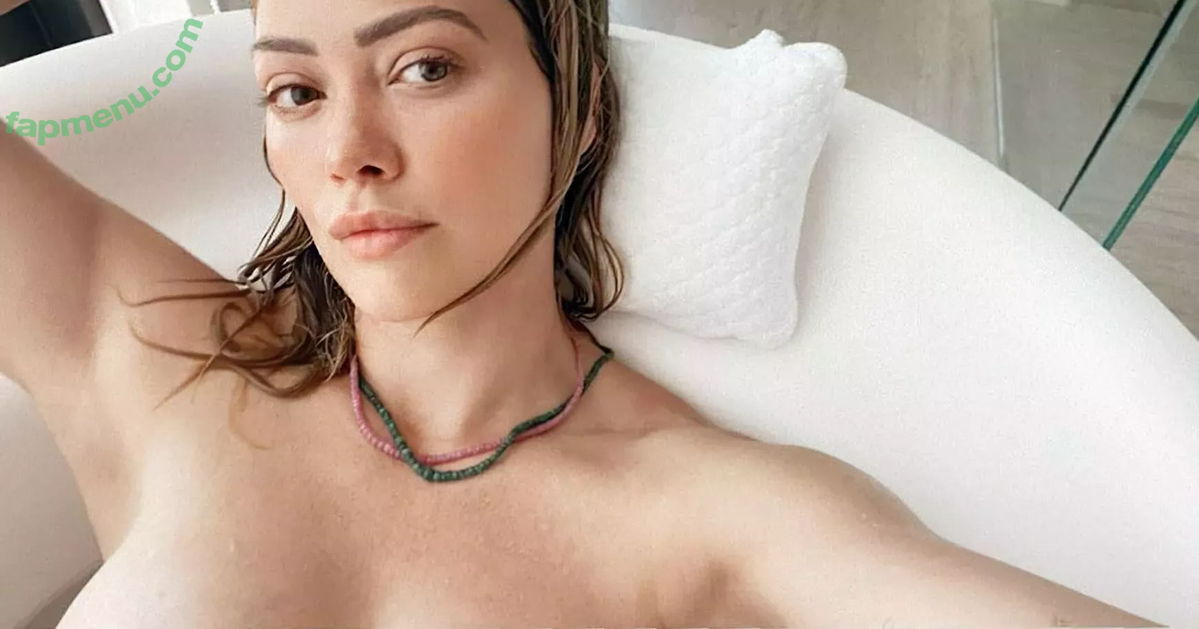 Hilary Duff nude photo #0434 (hilaryduff / kylanharv)