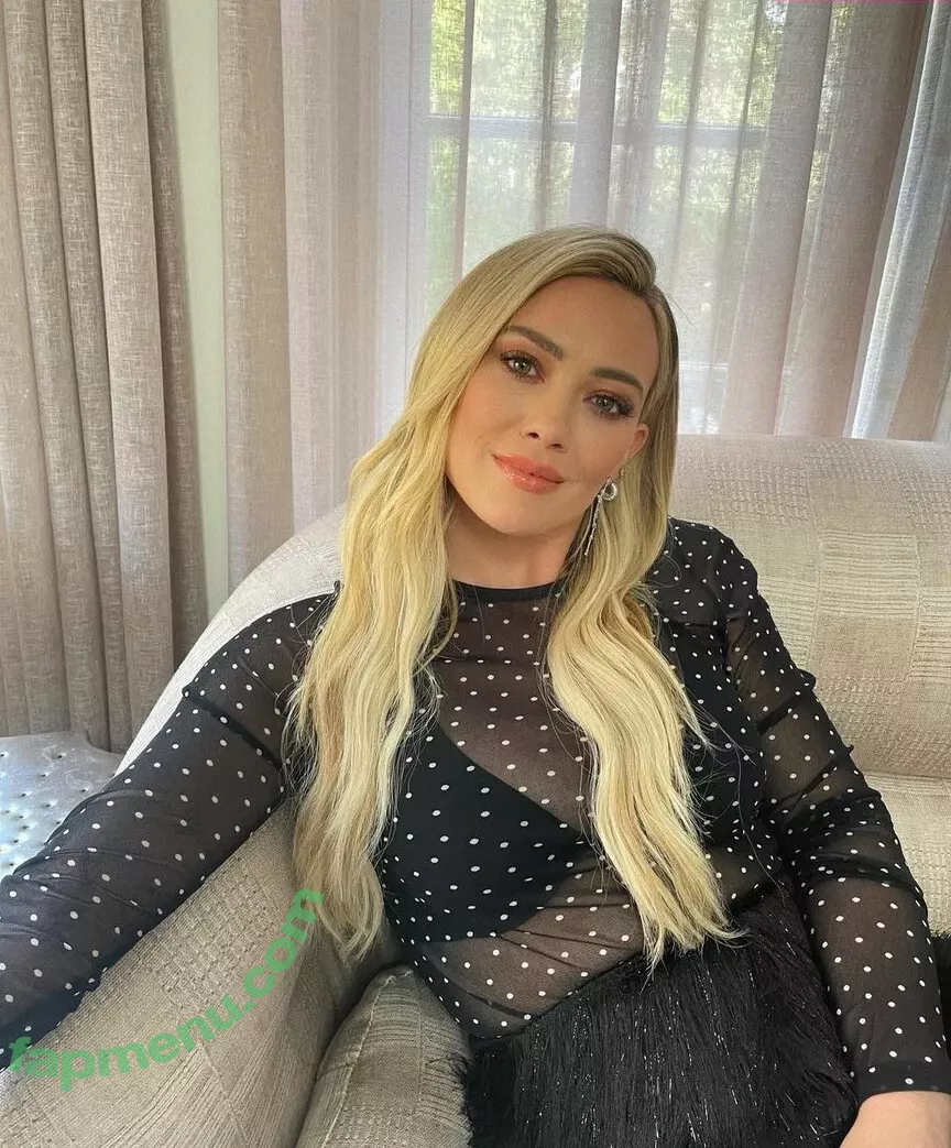 Hilary Duff nude photo #0469 (hilaryduff / kylanharv)