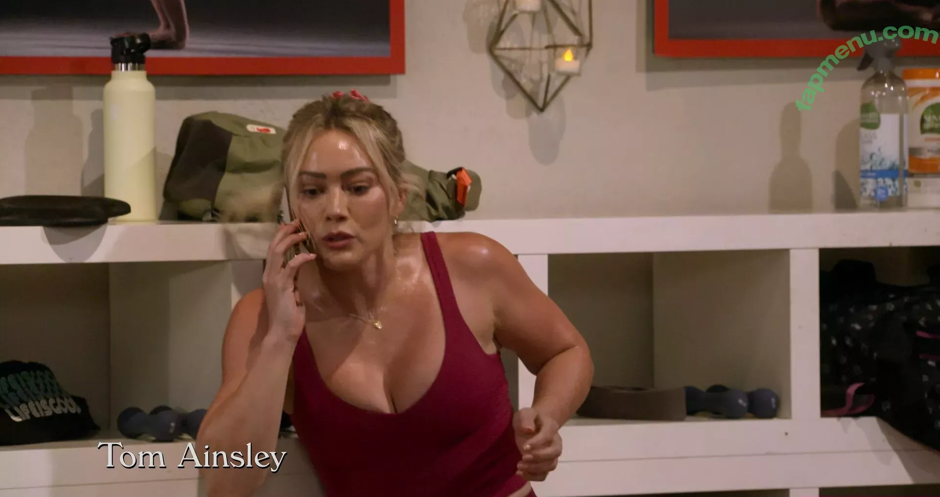 Hilary Duff nude photo #0552 (hilaryduff / kylanharv)