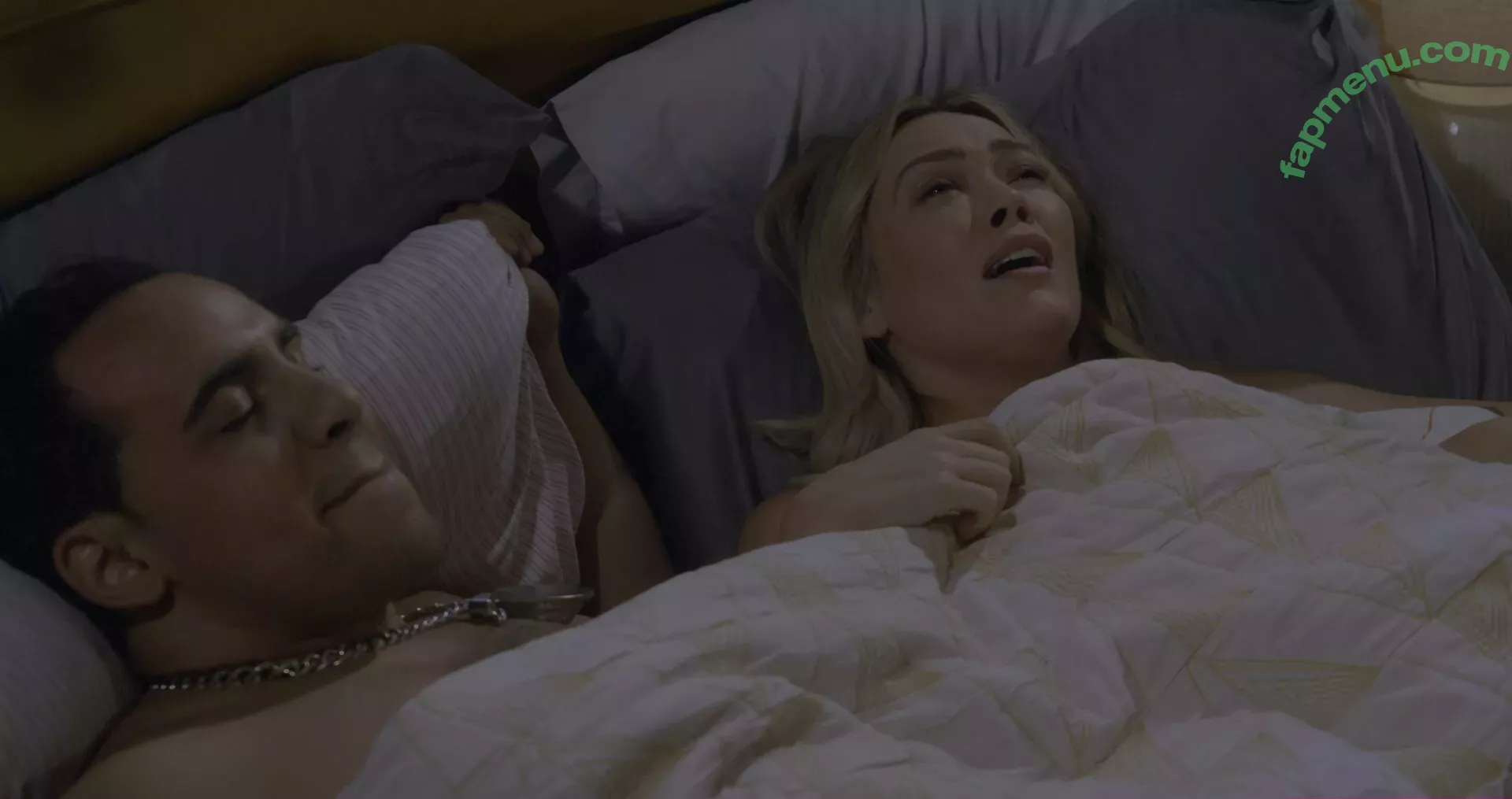 Hilary Duff nude photo #0616 (hilaryduff / kylanharv)
